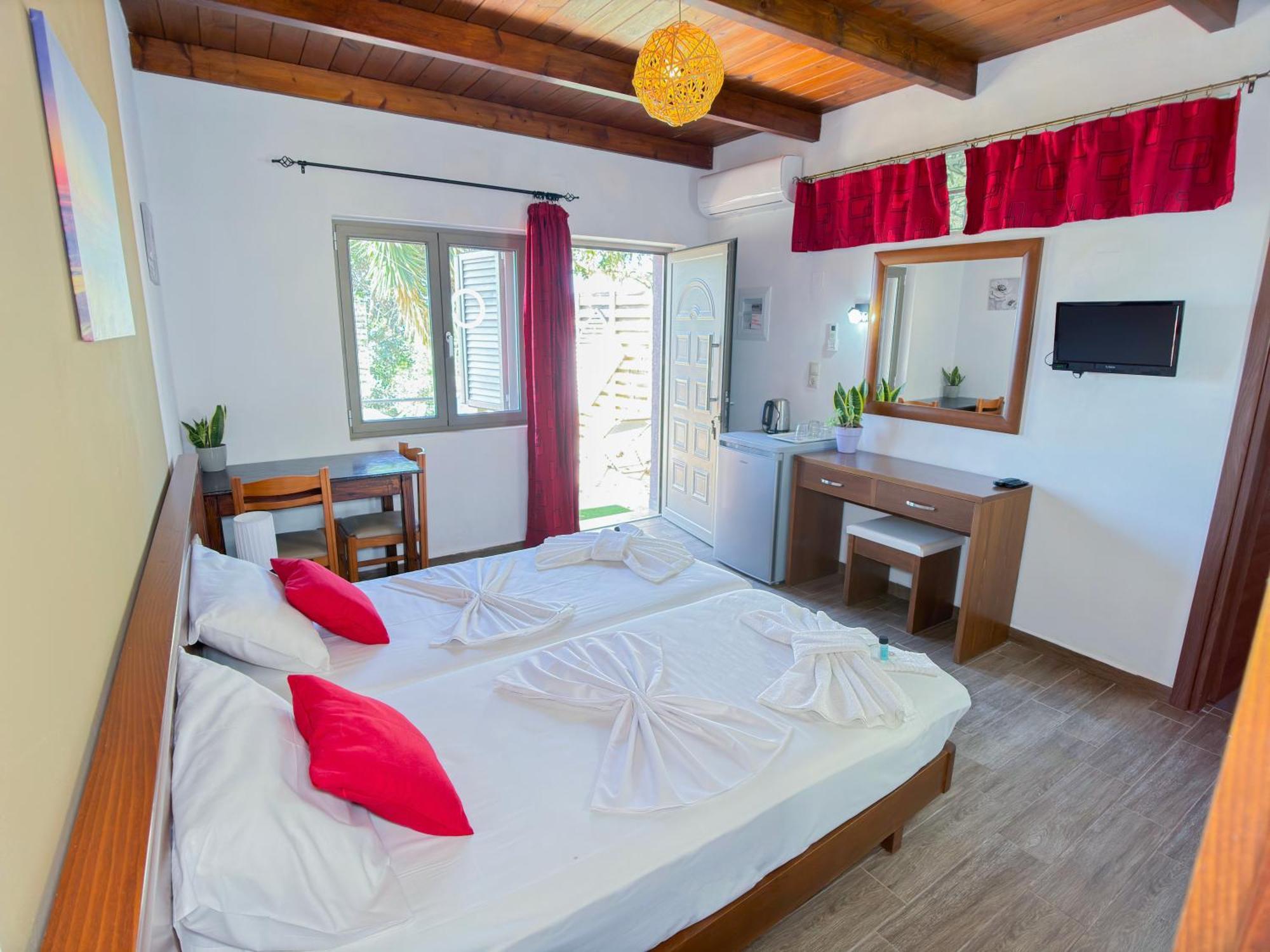 Beautiful Life Rooms With Sea View - Next To Elafonisi Beach Extérieur photo